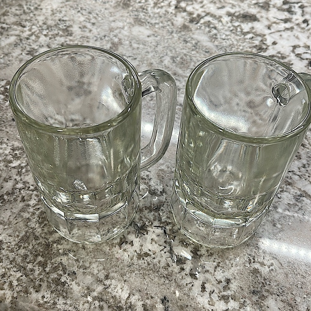 Glass Mugs 2/ Root Beer😁/ 6 oz. Thick/ durable